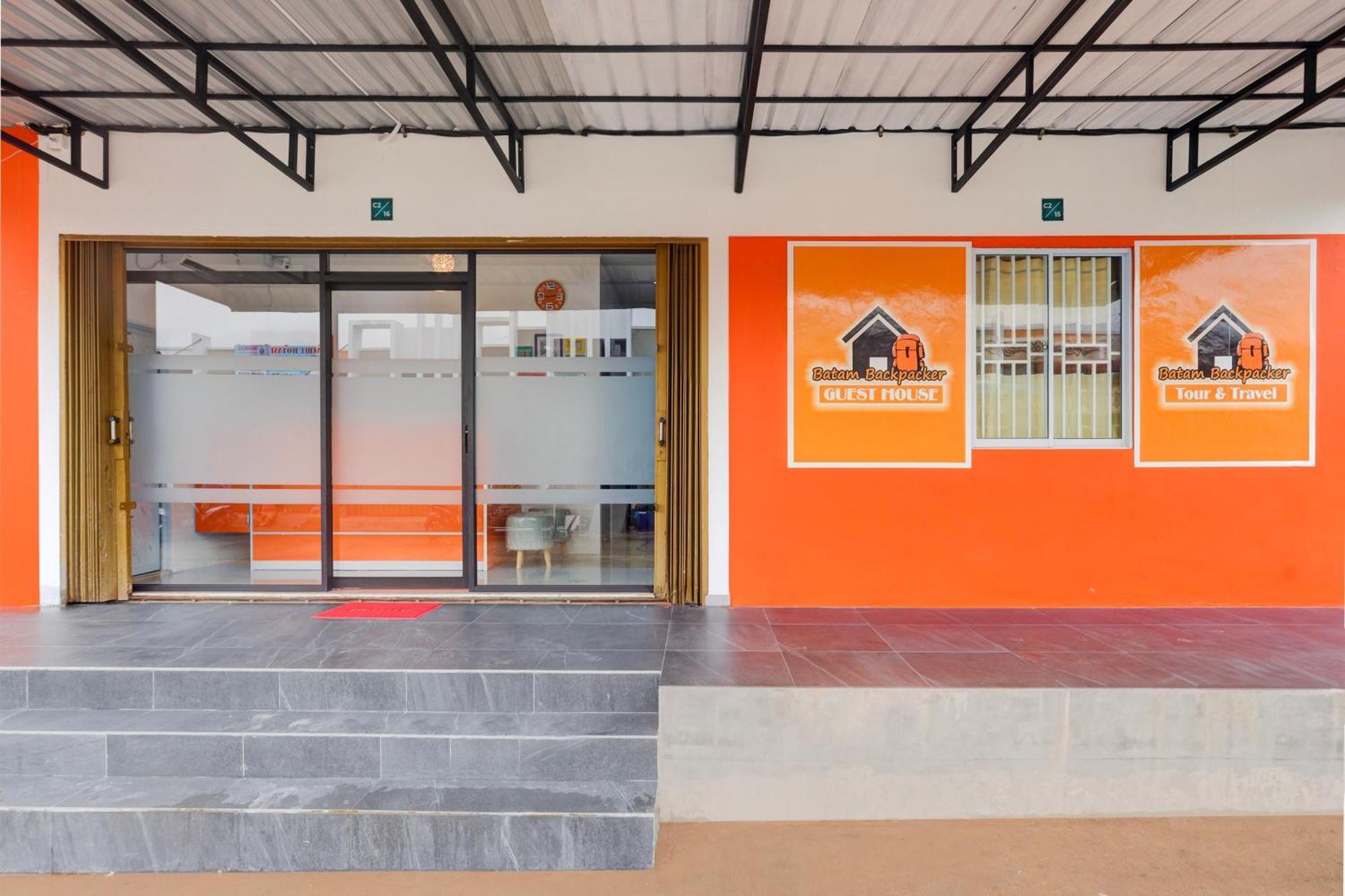 Super Oyo Capital O 93076 Batam Backpacker Guesthouse 2 Pembunuh エクステリア 写真